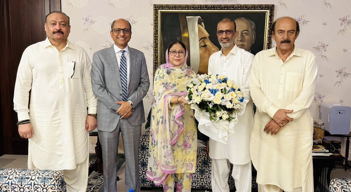 زرداری ہاؤس میں ادی فریال تالپور صاحبہ سے ملاقات۔
