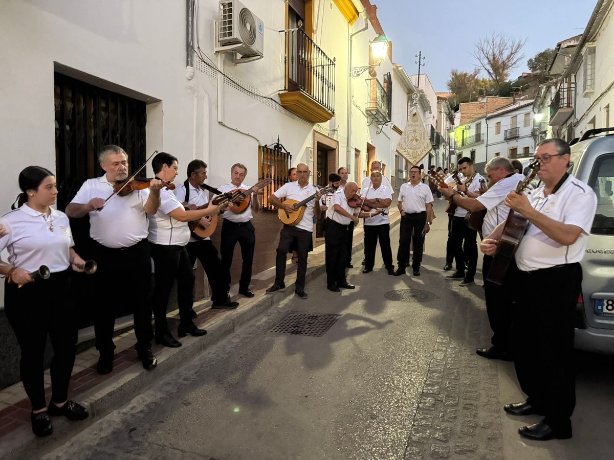 Concluida la Semana del Mayor 2025, queremos dar las gracias a todas las personas mayores que han participado en las distintas actividades que se han organizado en estos días. 

Os dejamos unas fotos de los últimos actos que han tenido lugar estos últimos días. 

#CuevasBajas