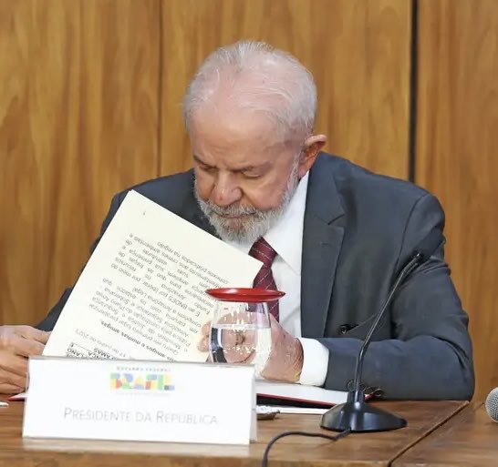 Pedro Rousseff tweet media