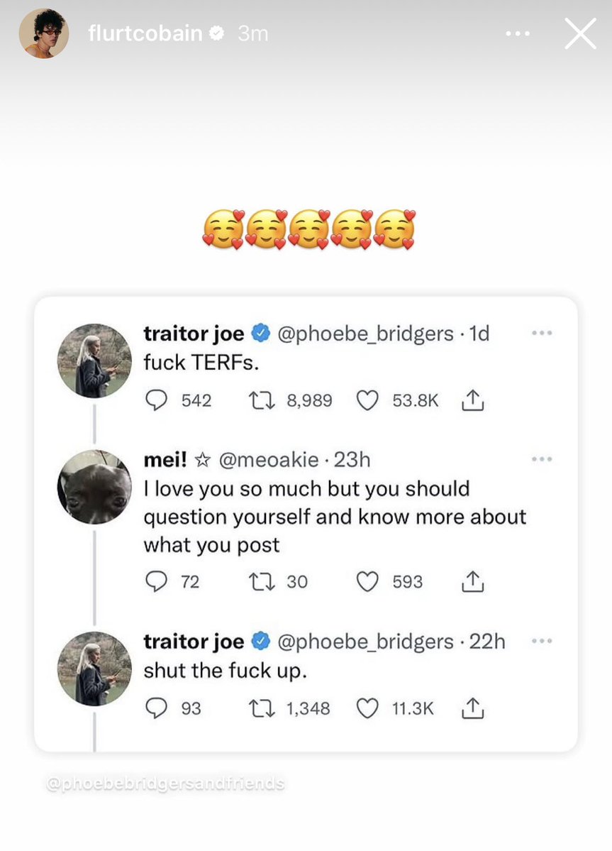 wheremunais's tweet image. 📲 | Naomi shared old Phoebe Bridgers tweets via their instagram story