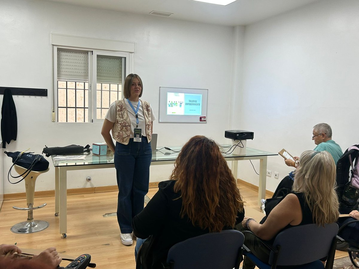 Hemos celebrado nuestro taller "Empoderamiento para mujeres con discapacidad o enfermedad invalidante" con la colaboración de <a href="/CodisaImpAnd/">CODISA Impulsa Igualdad Andalucía</a> para difundir información de interés entre mujeres con discapacidad y las consecuencias de la violencia de género