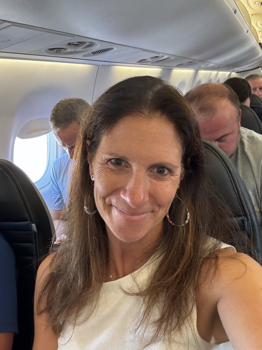 My bucket is full after 2 days aligning with educators at the <a href="/BASA_Supt/">BASA</a> fall conference in Ohio. I enjoyed the programming and conversations more than ever this year! Now it’s on to Panama for our #fallprofessionallearning tour.