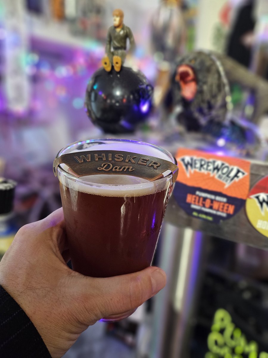 BeeRfeater tweet media