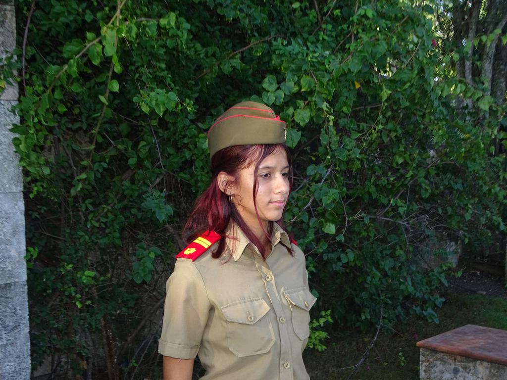 SuselyMorfaG's tweet photo. Tributo eterno al Che y su destacamento de Refuerzo jóvenes de la Escuela Militar Camilo Cienfuegos de Villa Clara 
@MinfarC https://t.co/uxbSsi6Q5L