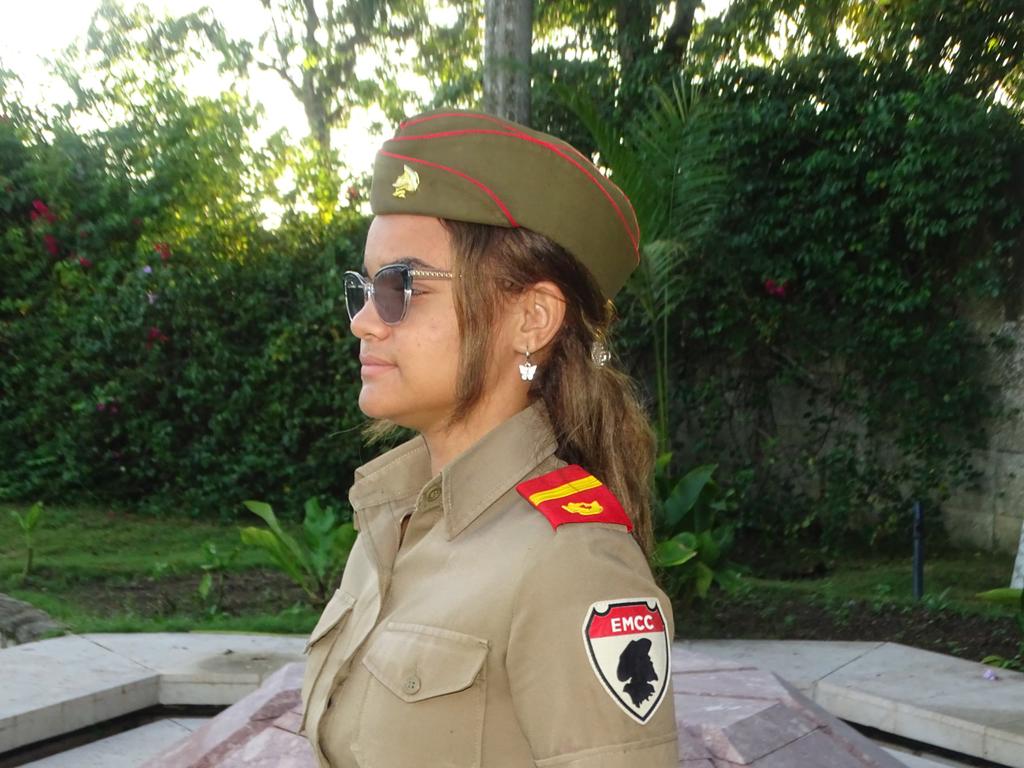 Tributo eterno al Che y su destacamento de Refuerzo jóvenes de la Escuela Militar Camilo Cienfuegos de Villa Clara 
<a href="/MinfarC/">Minfar_Cuba</a>