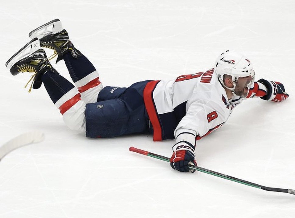 ALEX OVECHKIN PLAYS HOCKEY TODAY!!!!