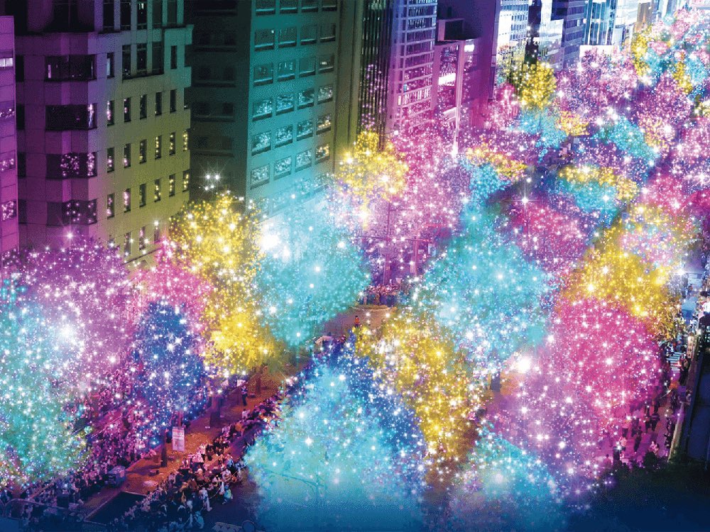 ／
「大阪・光の饗宴2025」
🌟❄️御堂筋イルミネーション2025❄️🌟
＼

【期間🌟4月9日～12月31日＿✍︎】

🌟❄️大阪のメインストリートである御堂筋にイルミネーションが輝く、大阪の冬を彩る大規模イルミネーションイベント

［※画像は過去開催時のものを含む］