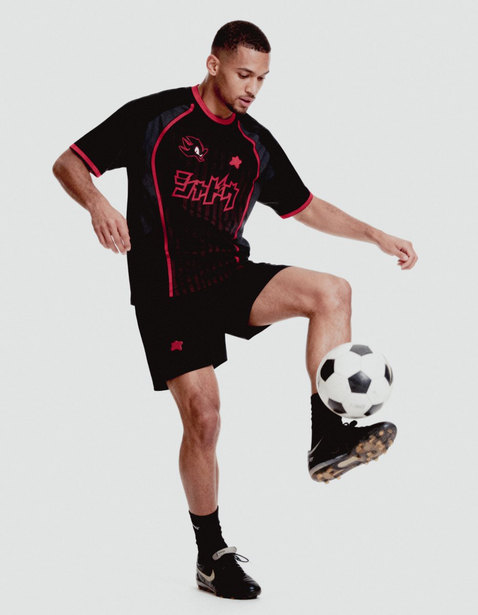 JClementC's tweet image. SHADOW JERSEY CONCEPT 🖤❤️