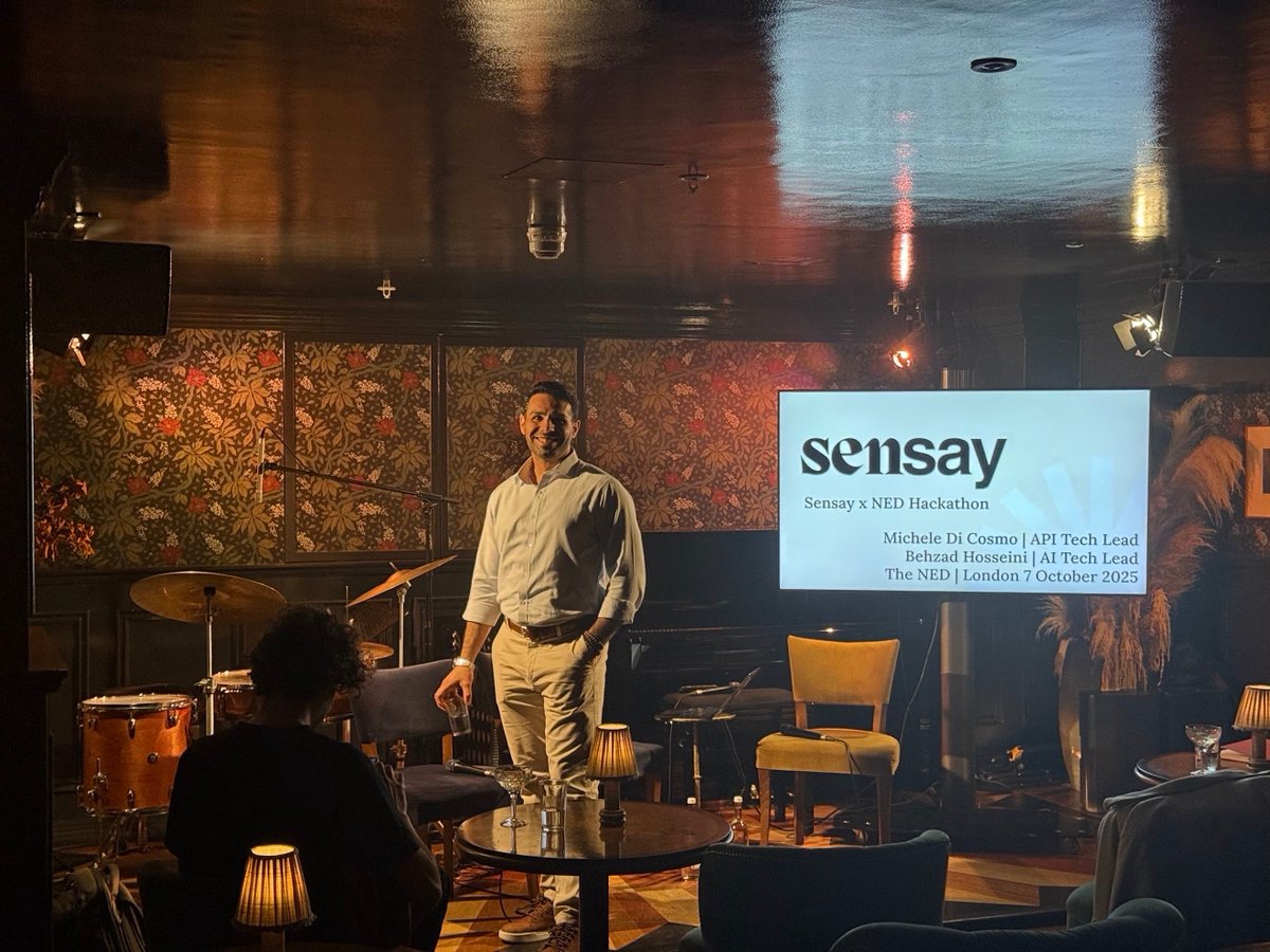 asksensay's tweet image. We just wrapped up an incredible Sensay Hackathon!
Huge congrats to our winner Herainov for their smart HubSpot integration bridging systems and solving real problems.
Stay tuned.