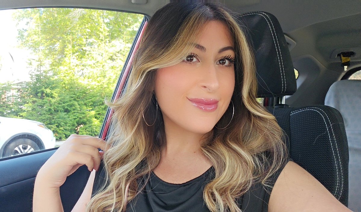 terridactylx's tweet image. BlondieDactyl has entered the chat ✨️  #me #twitchstreamer