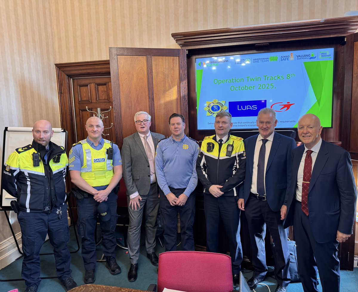 IrishRail's tweet photo. Working with our colleagues in @gardainfo and @Luas this evening for Operation Twin Track - both in Greater Dublin Area, and across 19 rail locations/routes nationally. 

Part of our ongoing joint patrols to ensure a safe travelling and working environment on public transport. https://t.co/9pu4aqXQJQ