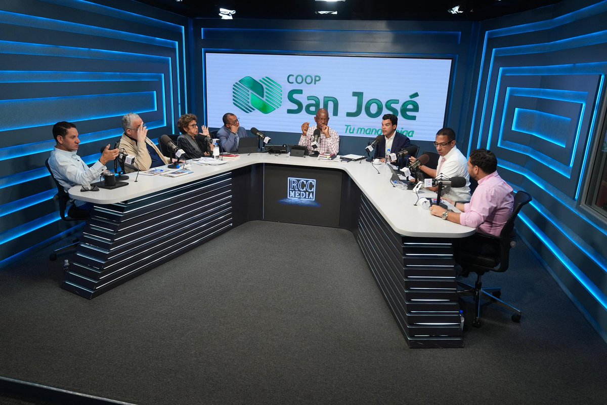 warnaudbisono's tweet image. Compartimos en @SoldelaMananaRD los avances y proyectos que ejecutamos desde @inapagob.

De aquí a febrero de 2026, más de 20 obras marcarán un antes y un después en agua y saneamiento en todo el país.

#SomosINAPA