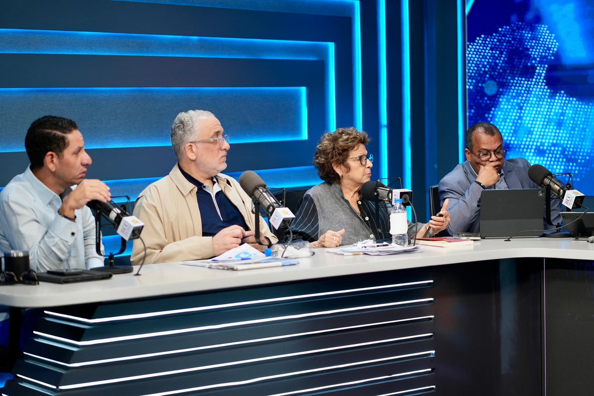 warnaudbisono's tweet image. Compartimos en @SoldelaMananaRD los avances y proyectos que ejecutamos desde @inapagob.

De aquí a febrero de 2026, más de 20 obras marcarán un antes y un después en agua y saneamiento en todo el país.

#SomosINAPA