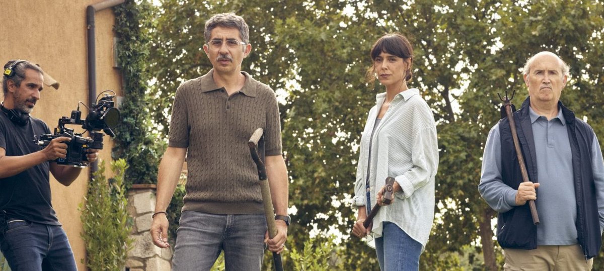 noescinetodo's tweet photo. Ya está en marcha el rodaje de #CincoMinutosMás, película #MovistarPlus escrita por #BertoRomero y dirigida por #JavierRuizCaldera. La película llegará a cines de toda España en 2026 de la mano de #Filmax antes de estrenarse en exclusiva a Movistar Plus+.
https://t.co/CbdiYOXo3l https://t.co/b3gI5685Tn