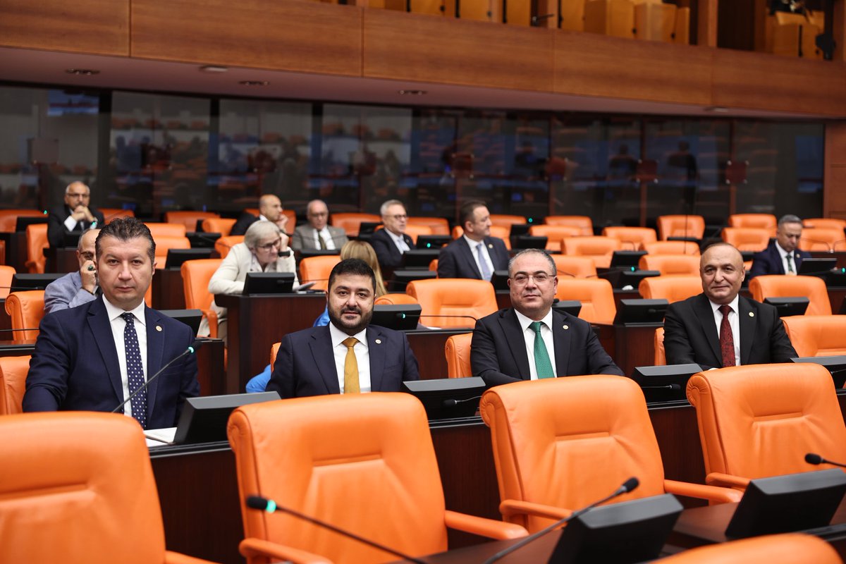 📍 TBMM

8 Eylül 1999 sonrası sigortalı olan milyonlarca kişi, emeklilikte ciddi bir eşitsizlikle karşı karşıya. Kademeli geçiş sistemi uygulanmadığı için, bir gün farkla SGK girişi olanlar arasında 17-20 yıla varan emeklilik süresi farkı oluşmuş durumda. Bu durum, Anayasa’nın