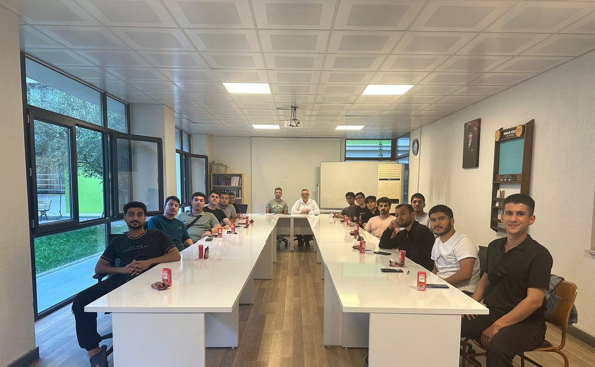 Yurt-Time Spor Programı'nda yer almaya hak kazanan öğrencilerimizle bir araya gelerek sürece dair bilgilendirme toplantısı yaptık.✔️

📍Prof. Dr. Cevat Akşit Yurdu

#GSBYurtları