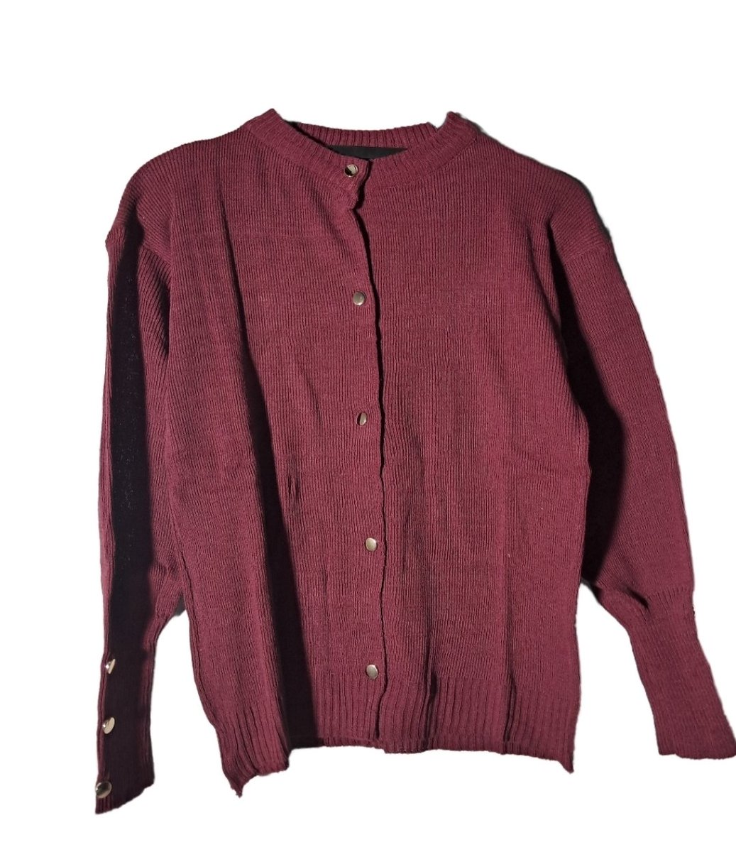 jezbula's tweet photo. @cyreae holaaa aku ada cardi nih kak 55k ajaa new banyak warna lucuk https://t.co/QeFrkBvPtY
