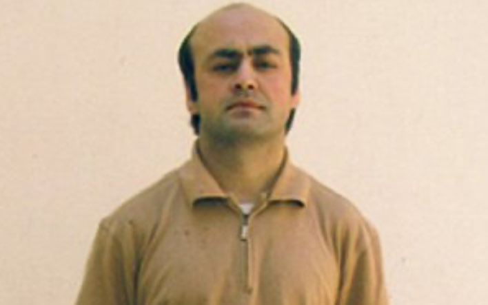 8 Ekim 2008
29 Eylül’de Metris Cezaevi’nden hastaneye kaldırılan Engin Çeber’in (29) beyin ölümü gerçekleşti.
2007’de”Yürüyüş”dergisi satarken polis kurşunuyla felç kalan Ferhat Gerçek’e destek için yapılan basın açıklaması sonrası Derbent’te “Yürüyüş”satarken gözaltına alınmıştı