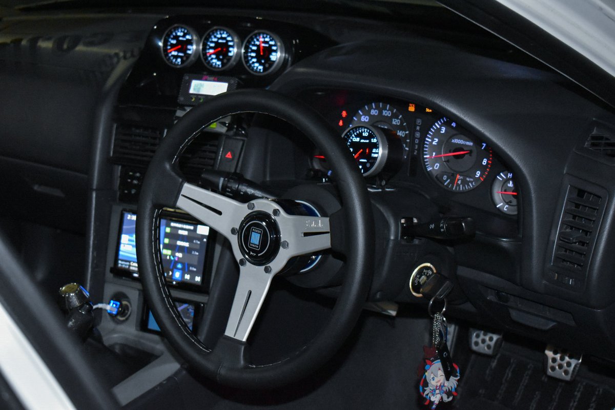 #俺のカッケェスカイライン