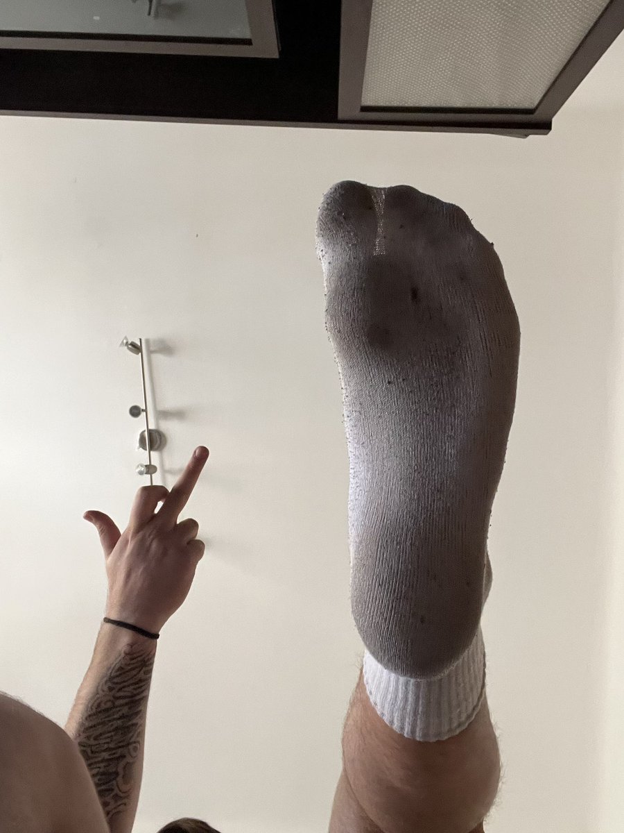just done with practice, dm me and let me put you underneath and 👅 my dirty socks and big feet!

#Findom #Cashmaster #Feetfetish #Poppers #Cashfag #Paypig #Cuck #Worship #Finsub #Soles #Feet #Teen #Submissive #Humanatm #Mindcontrol #Tribute #Gooner #Drain