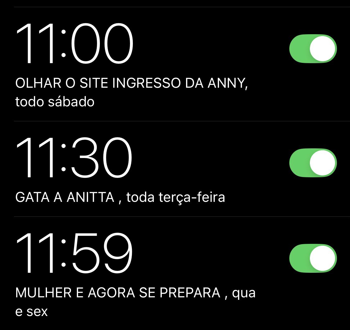 MULHERRRR FAZ ALGUMA COISA <a href="/Anitta/">Anitta</a> <a href="/QGdaAnitta/">QG da Anitta</a>  #ensaiosdaanitta #carnavalanitta