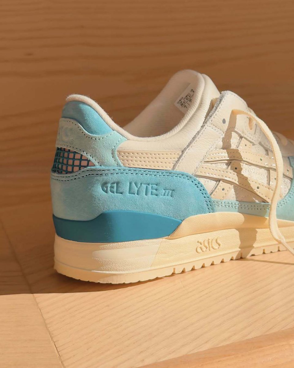 SneakerAlert tweet media