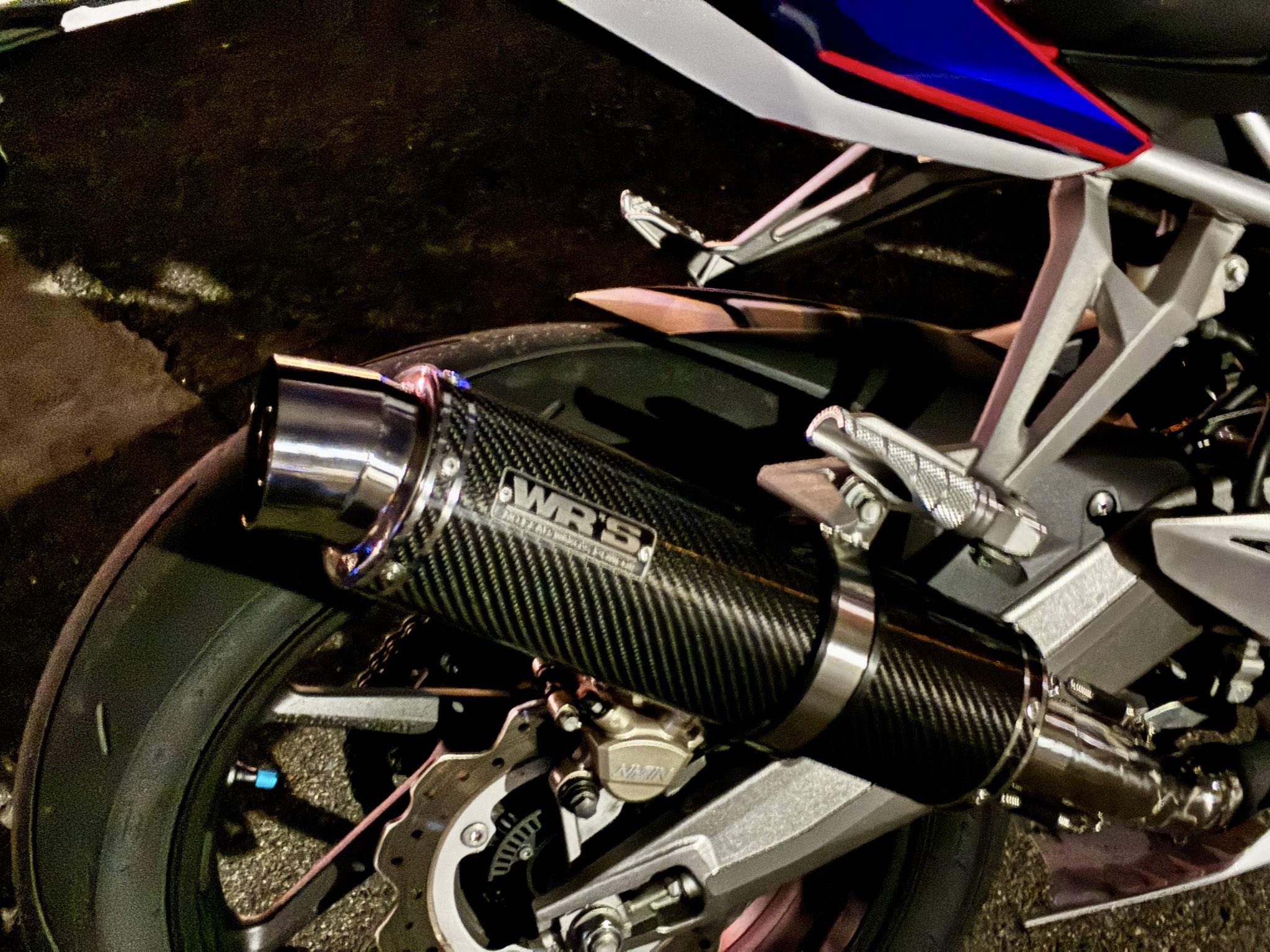 mc51 WR'S スリップオン カーボンサイレンサー mc51 WR'S スリップオン カーボンサイレンサー 2023- CBR250RR 【8BK