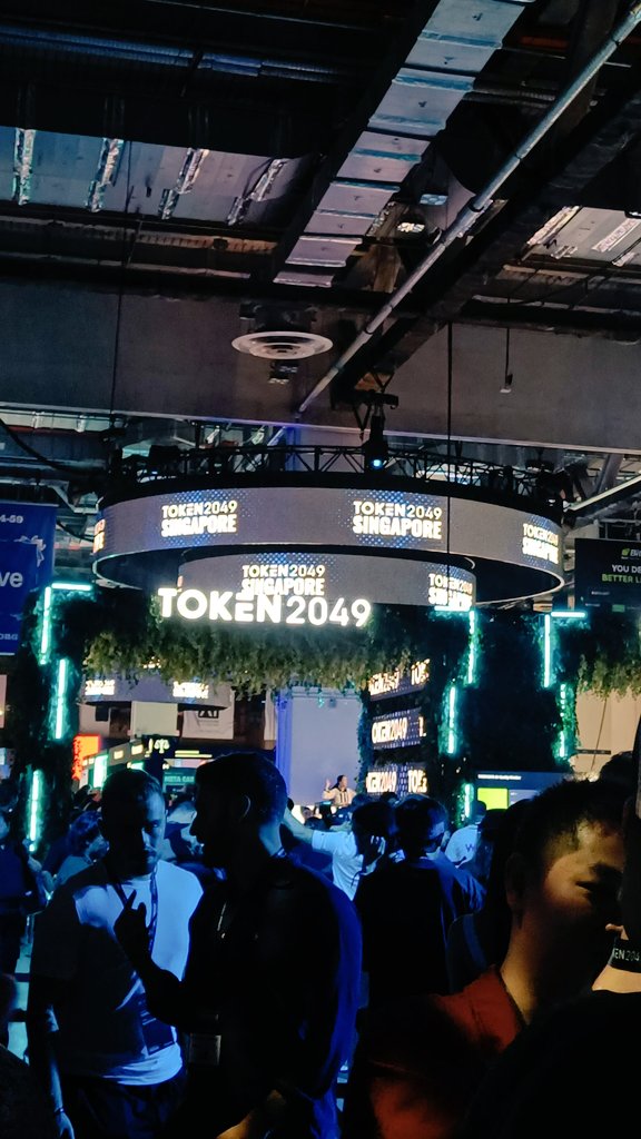 <a href="/token2049/">TOKEN2049</a> wasn’t just an event. It was an experience.

Everything, from structure to storytelling, felt seamless. Each corner had a purpose. Every moment had polish.

But what stood out most was how intentionally community was built into the design. 

Here’s some key takeaways: