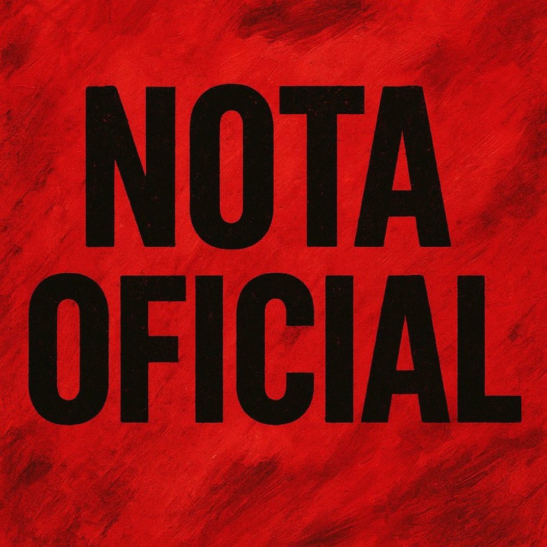 Leoesdamudanca's tweet photo. O Movimento Leões Pela Mudança recebeu com surpresa e profunda indignação as informações divulgadas pela imprensa pernambucana acerca de uma suposta decisão do Presidente do Conselho Deliberativo do Sport Club do Recife, determinando a emenda do pedido de convocação de Assembleia Geral Extraordinária destinada à apreciação do impeachment do atual presidente executivo

Os trechos divulgados denotam tentativa inequívoca de blindagem do atual mandatário, conduzida por quem deveria velar pela fiscalização e equilíbrio institucional do clube.

Causa perplexidade a qualquer operador do Direito a exigência descabida de que cada uma das 17 folhas do requerimento seja rubricada por todos 976 subscritores, sob a justificativa de que essa seria a forma de comprovar ciência sobre o conteúdo do pedido, tal exigência não tem qualquer amparo estatutário e pressupõe má-fé dos rubro-negros responsáveis pelo protocolo. Você não entendeu errado, ele quer 976 assinaturas em cada uma das páginas.

Vale destacar que o documento foi publicamente apresentado no almoço de adesão realizado em 08 de agosto, esteve fisicamente disponível em todas as ocasiões de coleta de assinaturas e permanece acessível no site oficial do Movimento Leões Pela Mudança, estando o link acessível, inclusive, por QR Code estampado nas camisas dos voluntários. Todos que subscreveram tiveram acesso e concordaram com o documento. Na verdade, todos que vivem o Sport conseguem facilmente constatar os graves prejuízos que a atual gestão tem causado ao clube.

Caso a autenticidade da decisão seja confirmada, recorreremos imediatamente ao plenário do Conselho Deliberativo, pois o Estatuto do Clube é claro ao atribuir ao colegiado, e não ao seu presidente isoladamente, a competência para apreciar o pedido.

Quem ama o Sport, AGE. Pelo Sport tudo!