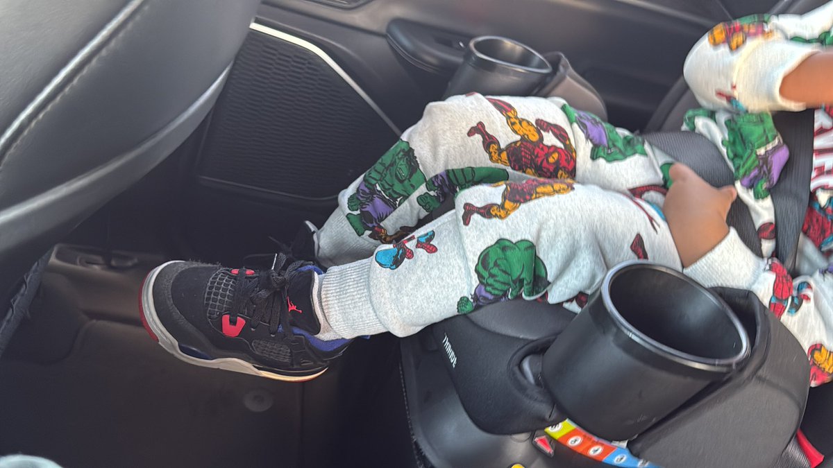 Dis fit was $10 im bouta start shopping at family dollar wtf 🤣