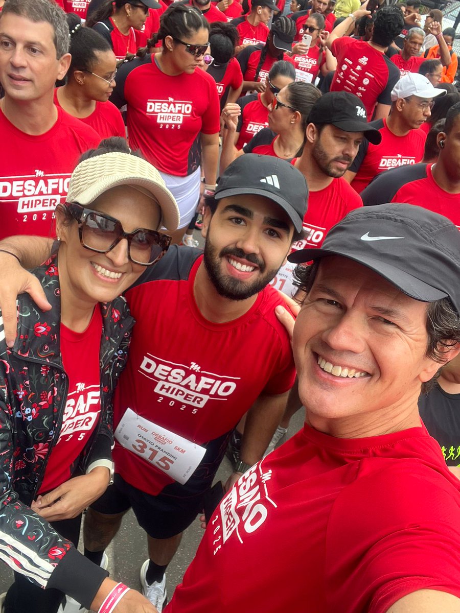 AMPLO's tweet image. Que honra fazer parte de um momento tão marcante! 

Dar suporte ao Desafio Hiper 2025, evento esportivo nas modalidades de caminhada, corrida e mountain bike promovido pelo @comercialmonlevade, foi simplesmente incrível!