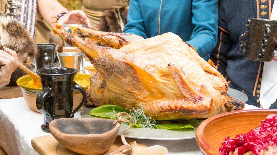 plimothpatuxet's tweet photo. Join us Sunday, October 19, 10 am – 12 pm, for ‘What’s Cooking? – Sauce for a Turkie & Stewed Pompion’.
Register today: https://t.co/Lad0nSvLrw
*
*
*
#PlimothPatuxet #Museums #HistoricCooking #PlymouthMA #VisitMA #LivingHistory https://t.co/AJNQQHQBgO