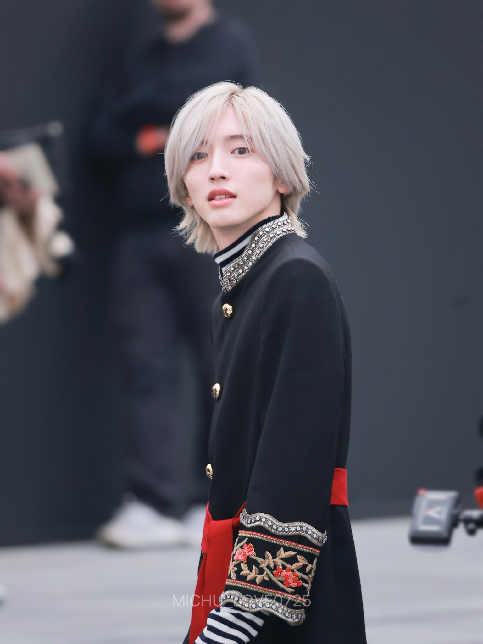 極美品♡近年モデル♡VALENTINO ヴァレンティノ ビジュー モヘアコート 00006932-1.jpg