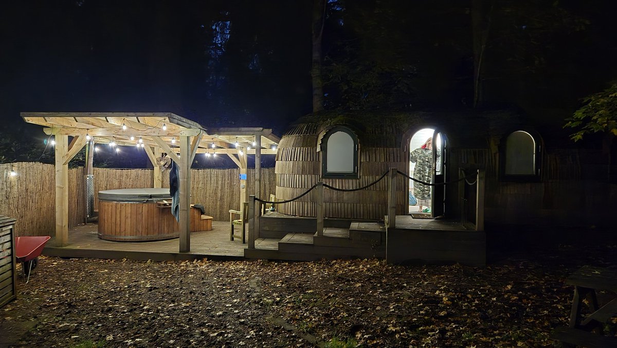 Holiday mode engaged 🥂