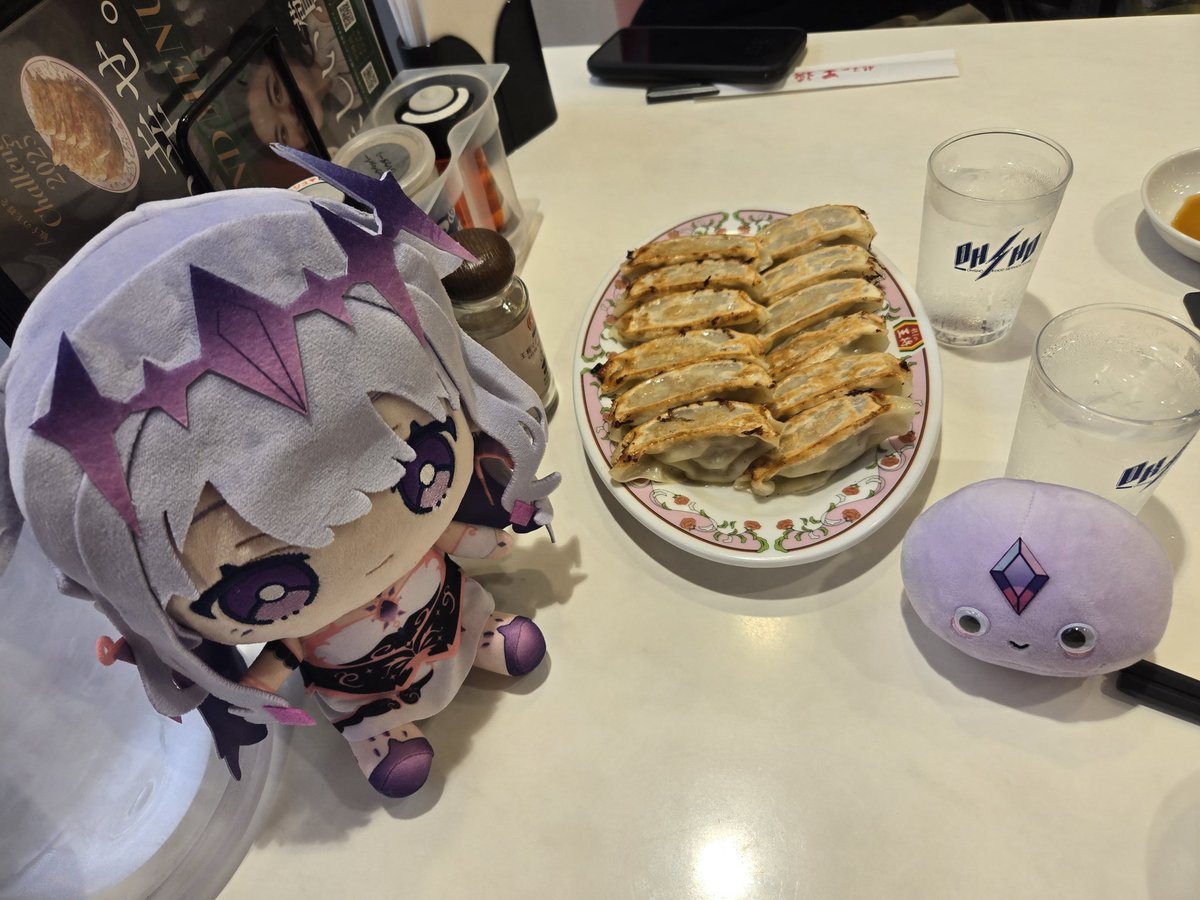 Tried gyoza at Gyoza no Ohsho. It was solid.
#LMOAI
#pebblesona