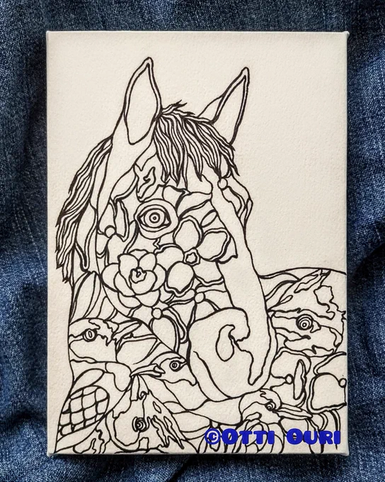先の絵と対になるもう1つの馬の絵 𓃗
目下着彩中です😊

#OttiOuri #art #色鉛筆画 #ペン画 