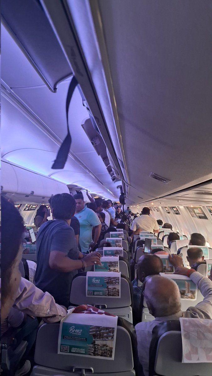 kriti_supari's tweet image. Stuck inside a @flyspicejetS flight for over an hour on the runway — no AC, no updates.
Flight was preponed, then delayed multiple times, and now no clarity.
Who’s accountable for this mismanagement?
@DGCAIndia @MoCA_GoI
#SpiceJet #PassengerRights