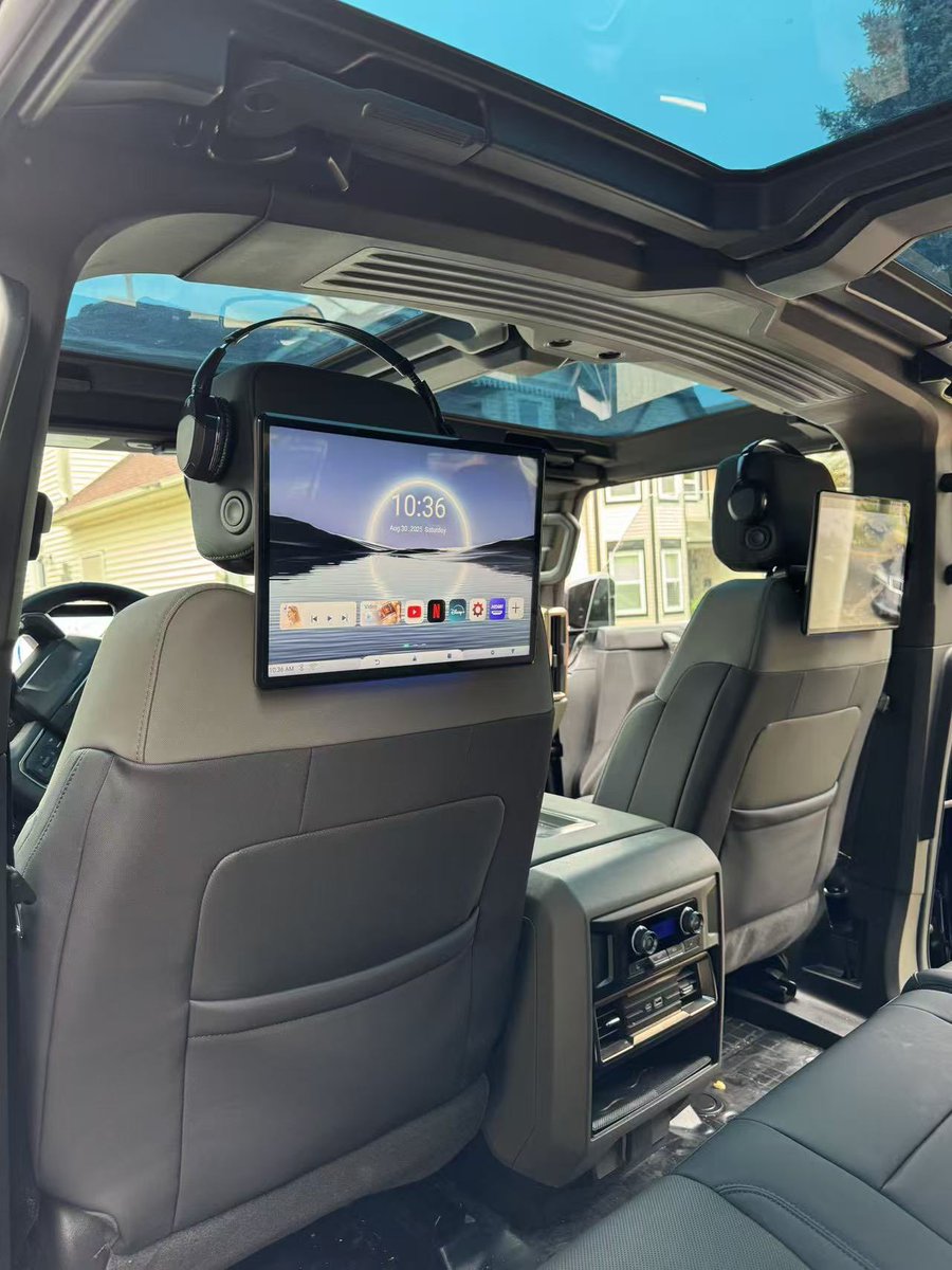 cardvdfactory's tweet photo. 13.5 inch Google Certified mood lighting Android rear seat entertainment for 2025 Hummer EV https://t.co/aUBnsKYqOT