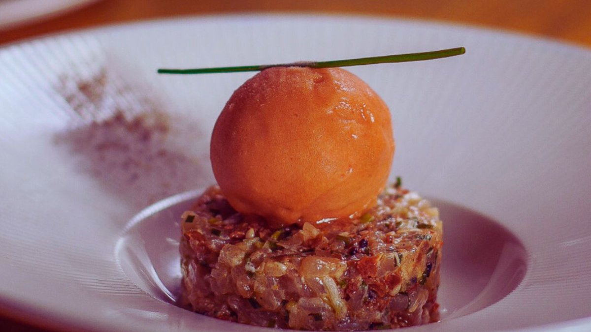 Gamba_Glasgow's tweet photo. Another Gamba week begins. This is our Tartare of Tuna, with goatโs Cheese, spring onions, and sesame, topped with Bloody Mary Sorbet. Are you joining us? Book: https://t.co/cQAJaxYkJb โ๏ธ 0141 572 0899 #gambaglasgow #tartareoftuna ##glasgowfoodies #seafoodrestaurant #fishdinner๐ https://t.co/KCKMZrG1iA