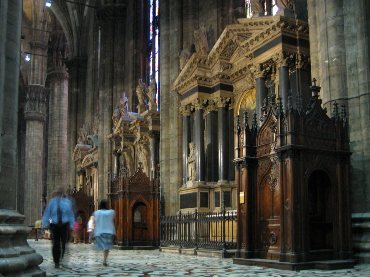EmilVicale's tweet image. Architecture teaches a simple lesson: time always rewards the bold.

No one remembers the buildings that played it safe. — Emil Vicale

#architecture

This is the Duomo di Milano stands as one of Europe’s greatest architectural achievements and the beating heart of Milan.…
