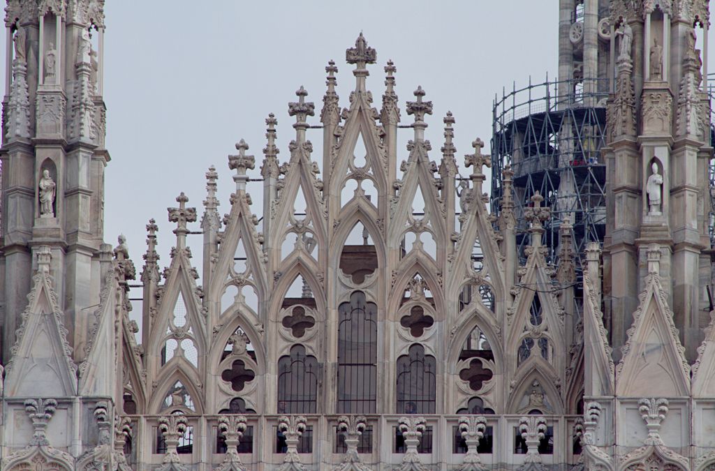 EmilVicale's tweet image. Architecture teaches a simple lesson: time always rewards the bold.

No one remembers the buildings that played it safe. — Emil Vicale

#architecture

This is the Duomo di Milano stands as one of Europe’s greatest architectural achievements and the beating heart of Milan.…