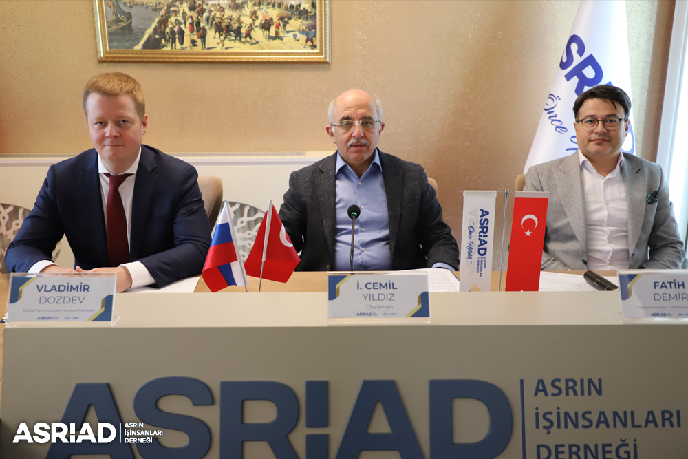 asriadgm's tweet photo. ASRİAD ve Rusya arasında dijital ekonomide iş ortaklıklarının temeli atıldı.

ASRİAD Dış İlişkiler Başkanlığı'nın girişimleriyle Dijital Ekonomi Komisyonu tarafından organize edilen ASRİAD-Rusya Dijital Ekonomi ve Teknoloji İş Forumu, ASRİAD Genel Merkezi'nde gerçekleştirildi.

#dijitalekonomi #işforumu #teknoloji #B2B #öncenitelik

Ayrıntı:
https://t.co/9lM8pixHWp