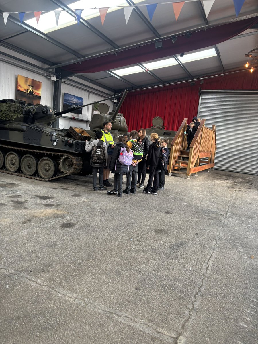 Hatchell Wood (@hatchellwood) on Twitter photo 