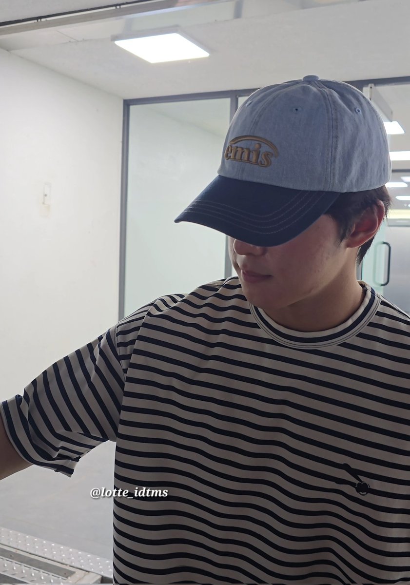 한태양 훈련 화이팅 🌞💪🏻
두번째 사진 너무 귀엽게 나오셨슨...♥︎
내년 시즌에는 더 빛날 수 있길 !!