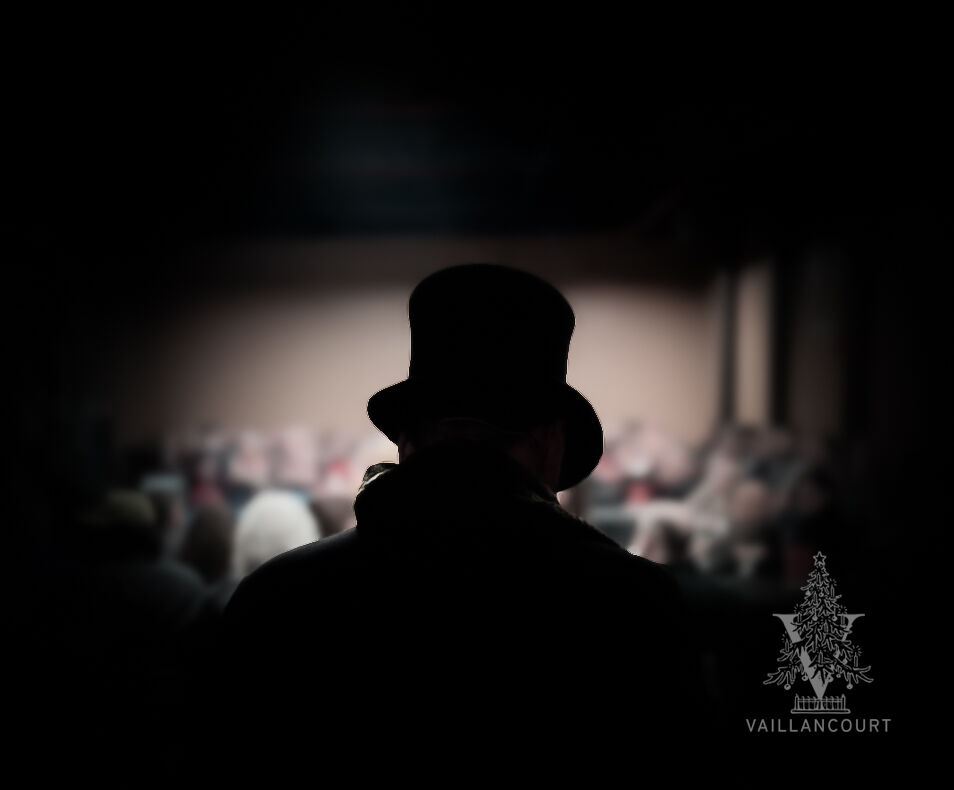 After 16 years of performances here in Sutton—@dickensshows will take his final bow at Vaillancourt Folk Art this season. Though this year’s shows are sold out, A Christmas Carol lives on through our Dickens-themed collection: valfa.com/series/a-chris…