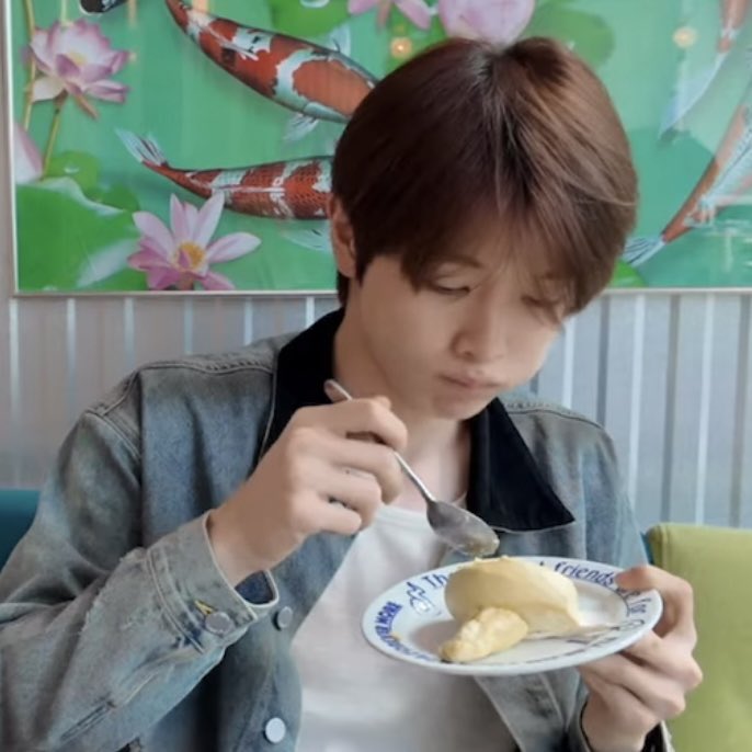 wwwsungchancom's tweet photo. 입모아서극혐하는과일
냄새안심하다고 쉴드쳐주는거보소🈁🈁
두리안까지 사랑해주는천사라고
두리안억빠할뻔!!      휴~~😌 https://t.co/3e47wOUika