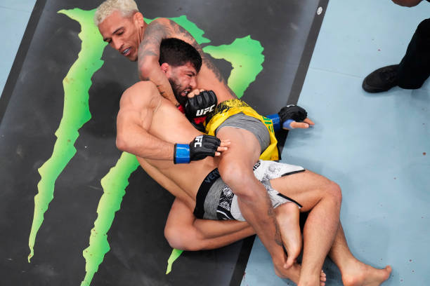 AnkleSpringed's tweet image. This is what Charles did to a man who beat Gamrot 4-1 #UFCRio