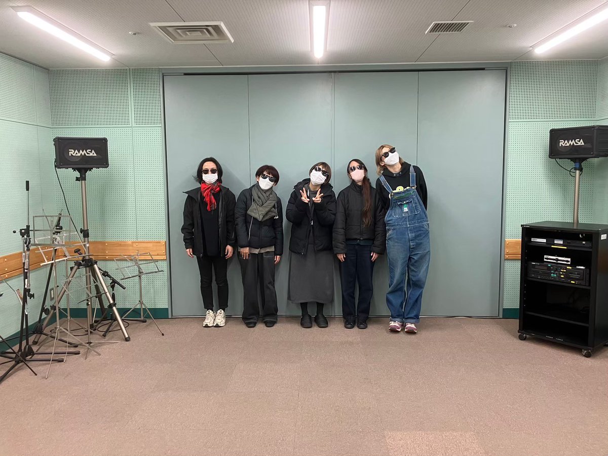 kikuchimeimei's tweet image. クラファン挑戦3日目です!応援誠にありがとうございます!!
instagram.com/p/DPjCjrpkh7E/…
⟡.· ⎯⎯⎯⎯⎯⎯⎯⎯⎯⎯⎯⎯ ⟡.·
おしゃべりが止まらない!40代女性たちの青春映画『イマーシブ・イマーシブ』(安村栄美監督×神谷圭介脚本)