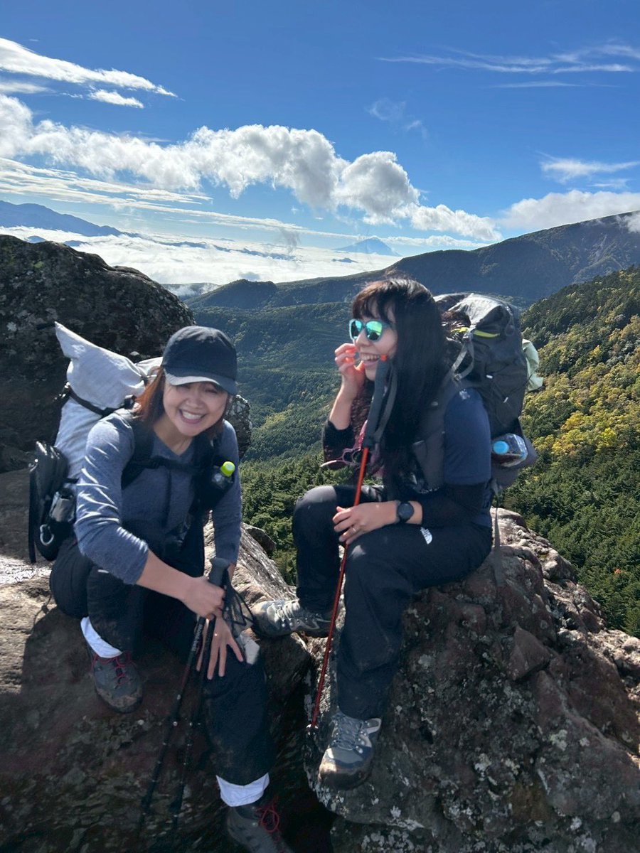 YP20190211's tweet image. にゅう⛰️
写真撮るポジション定まらなくて笑ってるところ撮ってもらってた　笑