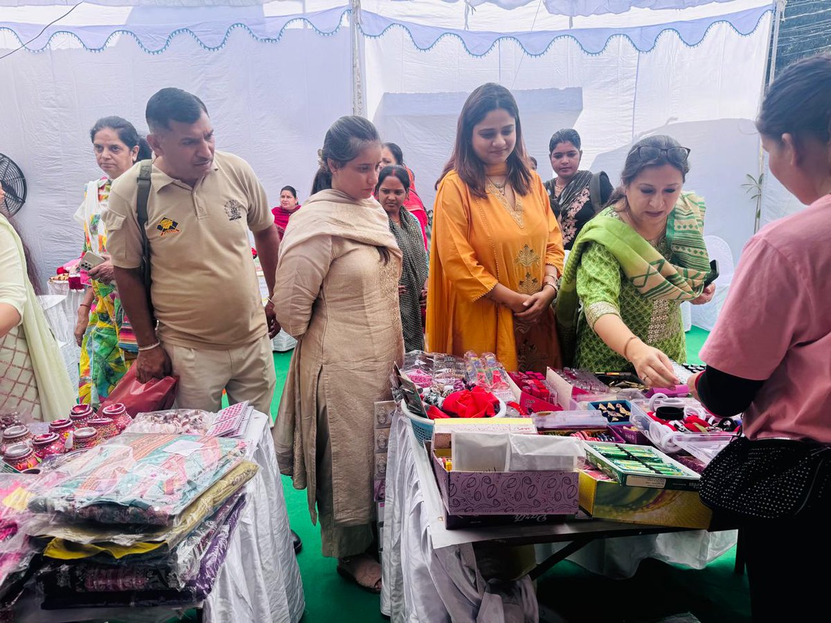 District Magistrate, Jammu (@dmjammuofficial) on Twitter photo Additional Deputy Commissioner <a href="/AnsuyaJamwal/">Ansuya Jamwal</a> inaugurated a two-day exhibition to support female entrepreneurs at the Mission Shakti office complex in Preet Nagar, Jammu. 
Organised by <a href="/mskjammu/">Mission Shakti DHEW JAMMU</a>, Department of Social Welfare, the event provided entrepreneurial women a platform to Additional Deputy Commissioner <a href="/AnsuyaJamwal/">Ansuya Jamwal</a> inaugurated a two-day exhibition to support female entrepreneurs at the Mission Shakti office complex in Preet Nagar, Jammu. 
Organised by <a href="/mskjammu/">Mission Shakti DHEW JAMMU</a>, Department of Social Welfare, the event provided entrepreneurial women a platform to